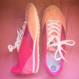 Brooks Pink and Orange Tennis Shoes
